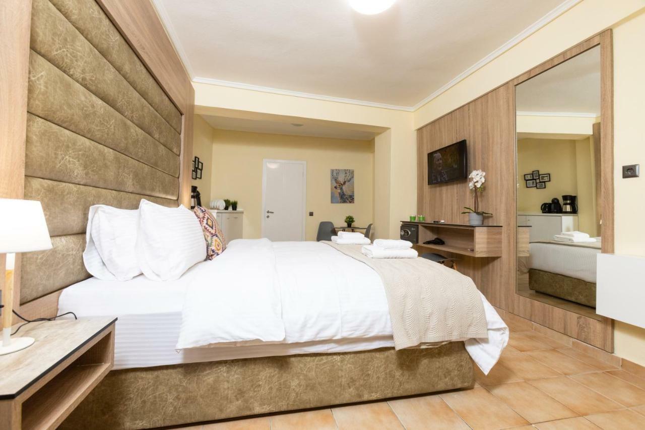 Seven Heaven Premium Suites Thessaloniki Exterior photo