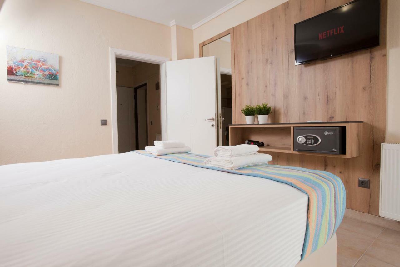 Seven Heaven Premium Suites Thessaloniki Exterior photo